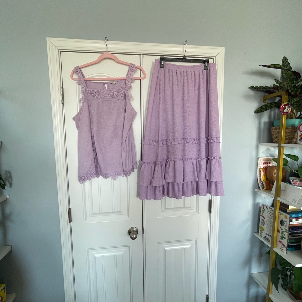 Cato Lavender Ruffled Women's Skirt and Tank Top Large